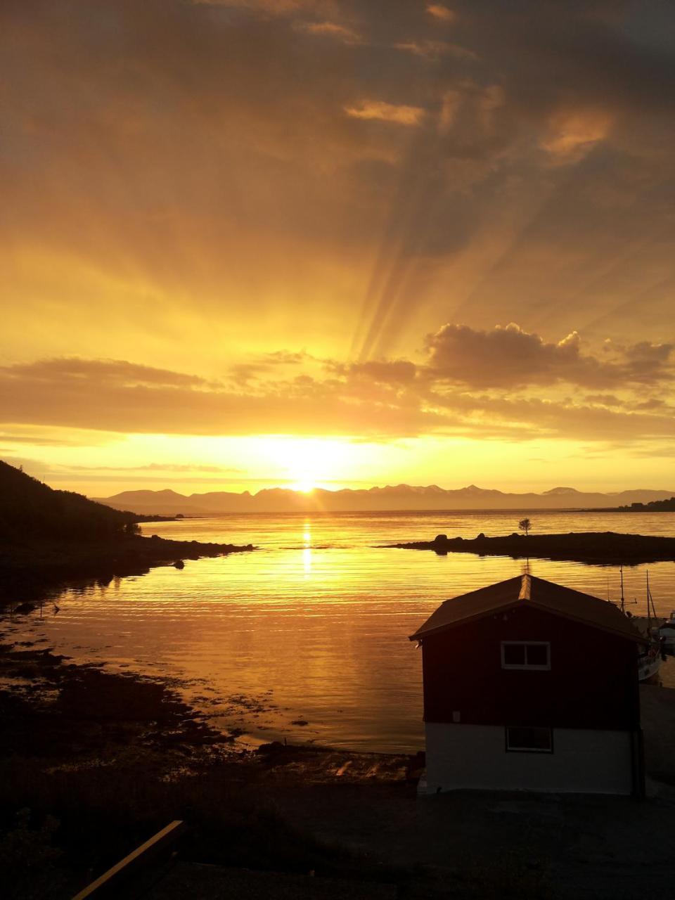 Prima Lofoten Myrland Esterno foto